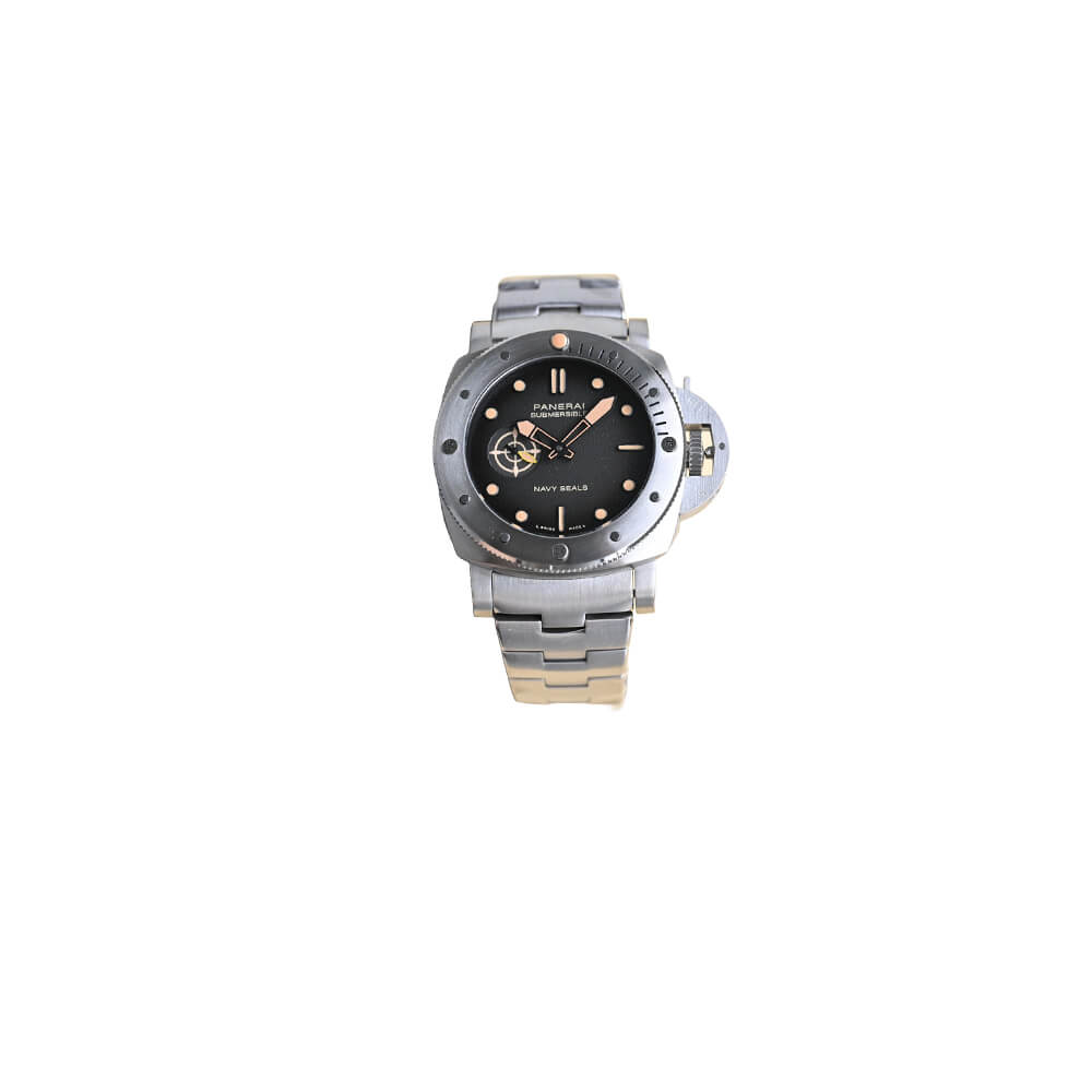 1-121-6.jpg PANERAI SUBMERSIBLE BMG-TECH? - Image 1