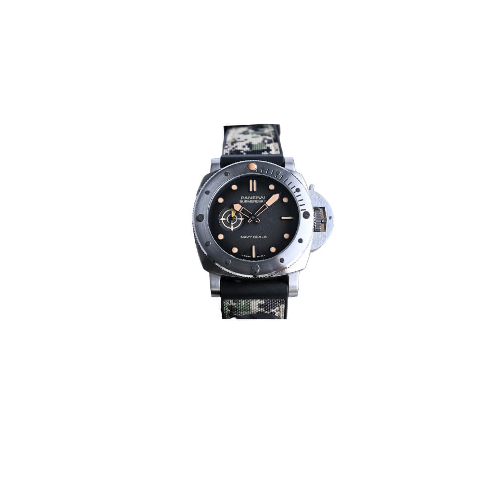 1-124-6.jpg PANERAI SUBMERSIBLE BMG-TECH? - Image 1