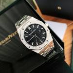 Audemars Piguet Royal Oak - Image 2