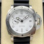 Panerai Submersible Goldtech - Image 2