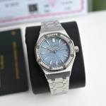 Audemars Piguet Royal Oak 15551 - Image 2