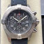 Breitling Avenger Bandit 45 - Image 2