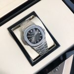 Patek Philippe Nautilus 5711/1A - Image 2