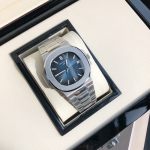Patek Philippe Nautilus 5711/1A - Image 2