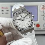 Audemars Piguet Royal Oak 67651 - Image 3