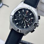 Breitling Avenger B01 Chronograph 44 - Image 3