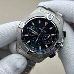 Breitling Avenger B01 Chronograph 44 - Image 3