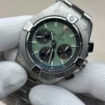 Breitling Avenger B01 Chronograph 44 - Image 3