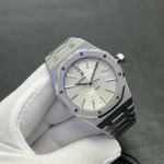 Audemars Piguet Royal Oak 15400 - Image 3