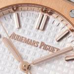 Audemars Piguet Royal Oak 15550SR - Image 4
