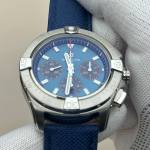 Breitling Avenger B01 Chronograph 44 - Image 4