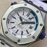 Audemars Piguet Royal Oak 15720 - Image 4