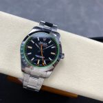 Rolex Oyster Perpetual Milgauss - Image 4