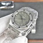 Audemars Piguet Royal Oak - Image 4