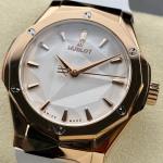 Hublot Classic Fusion 40mm - Image 4