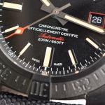 Breitling Avenger Blackbird 44 - Image 5