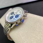 Breitling Navitimer B01 Chronograph 43 - Image 6