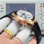 Vacheron Constantin Overseas Chronograph - Image 6