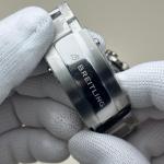 Breitling Avenger B01 Chronograph 44 - Image 7