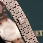 Audemars Piguet Royal Oak 67630 - Image 8