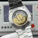 Vacheron Constantin Overseas Chronograph - Image 8