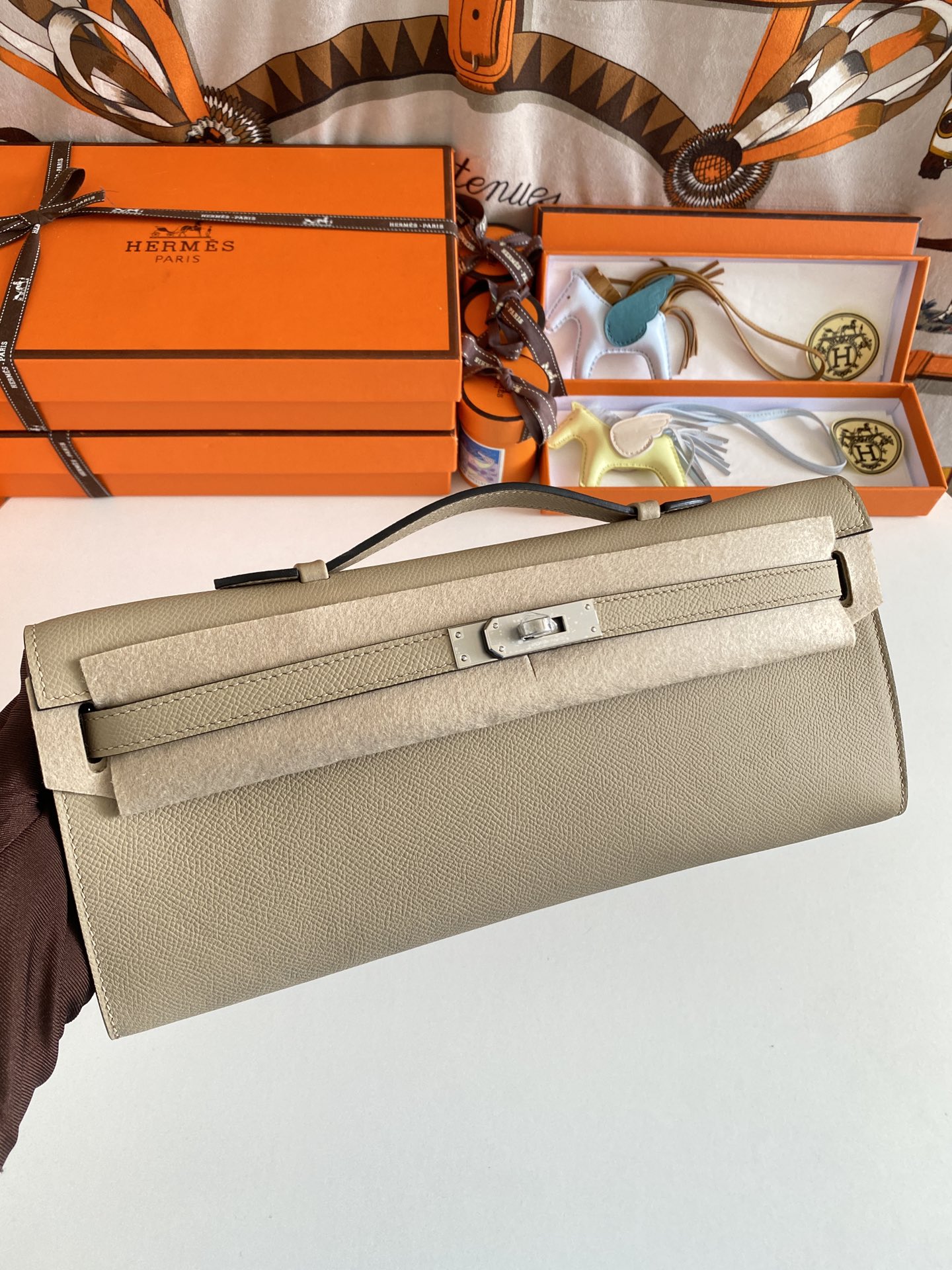 HSC-183408F6C1D0 Kelly Cut 31 Epsom Gris Tourterelle (81) Palladium Hardware - Image 1