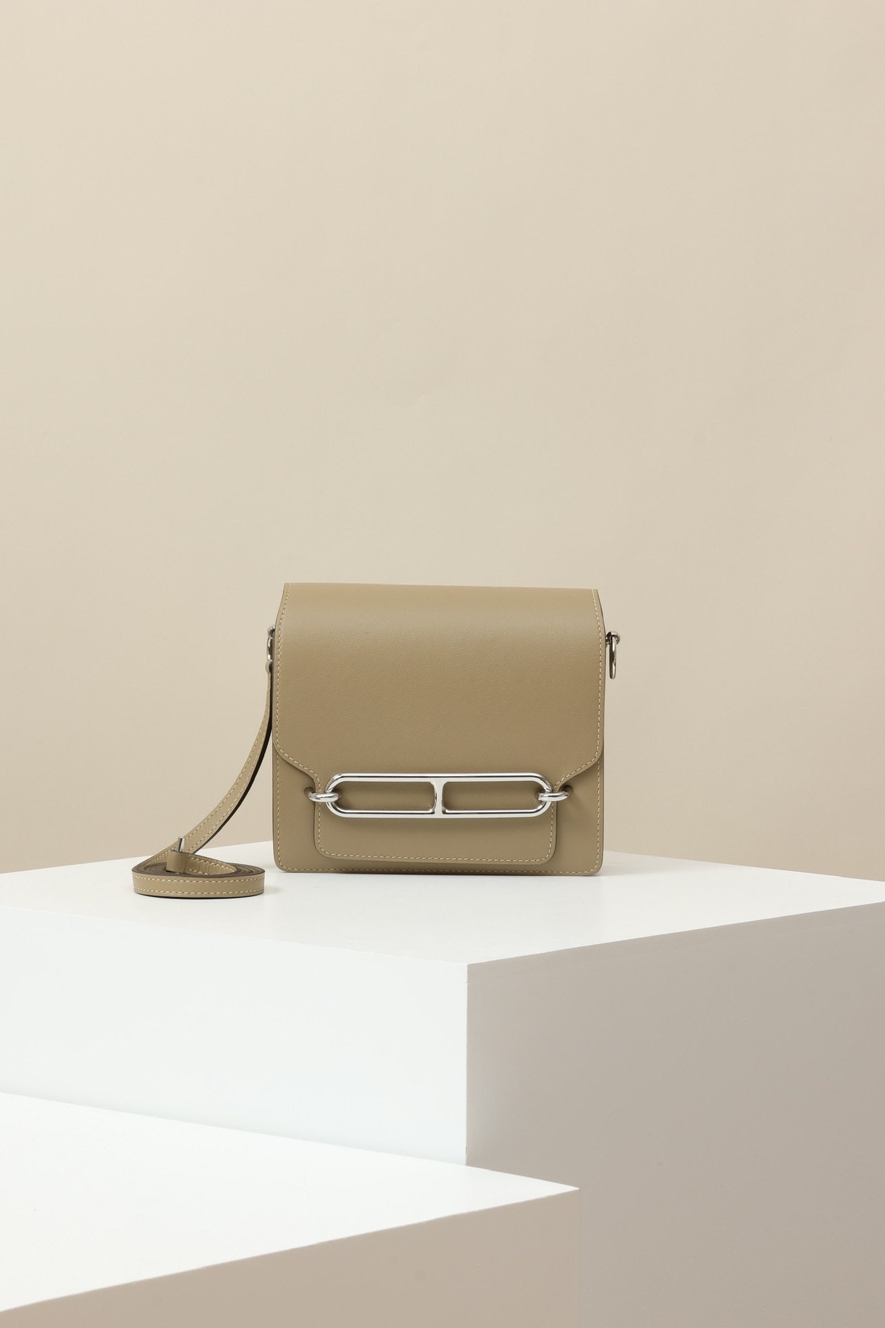 HSC-21A67F6A3337 Roulis Mini Swift Beige Marfa (8Q) Palladium Hardware - Image 1