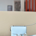 Constance 19 Epsom Blue Pale(08) Palladium Hardware