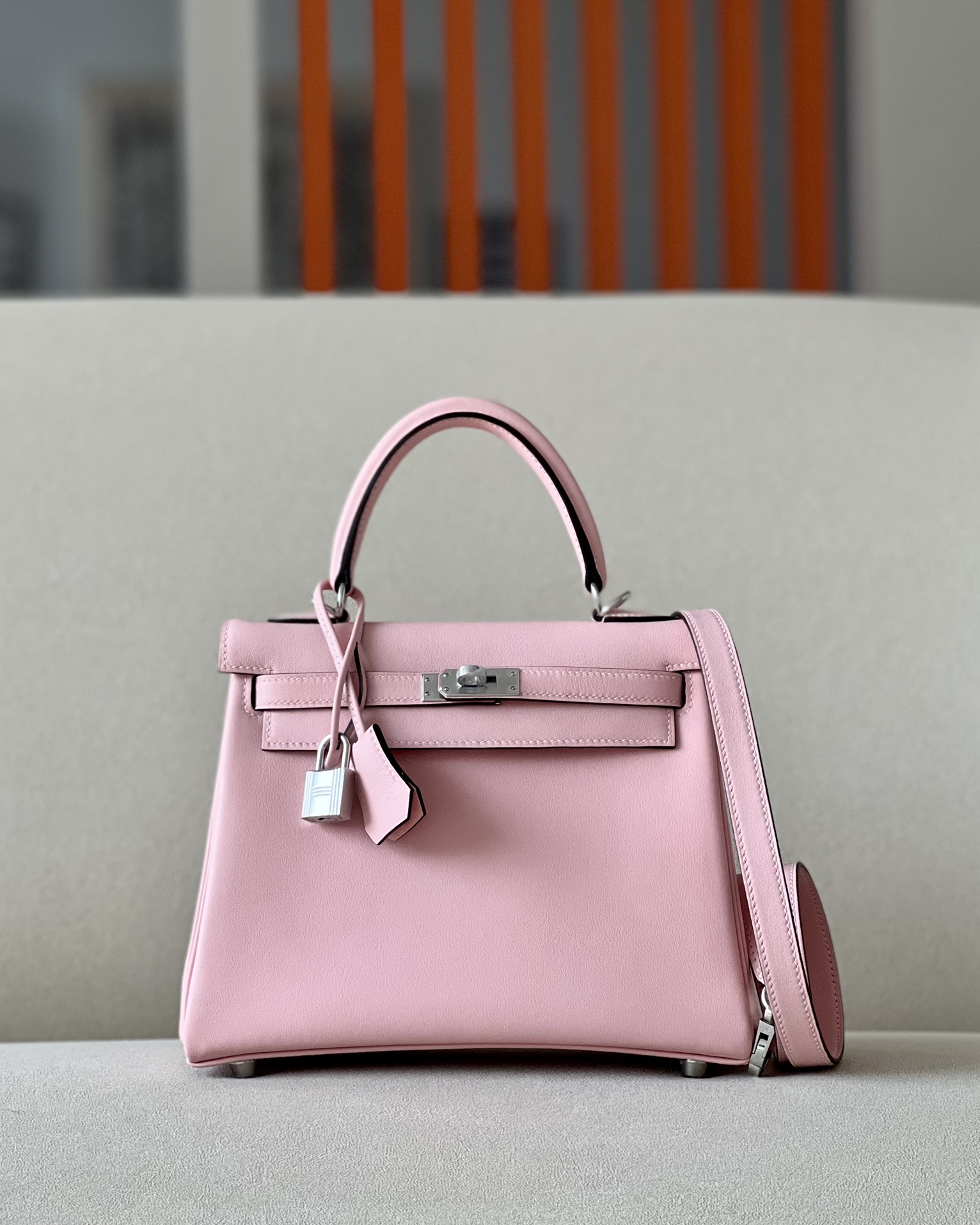 HSC-55E3F6D4924C Kelly 25 Swift Rose Sakura (3Q) Palladium Hardware - Image 1