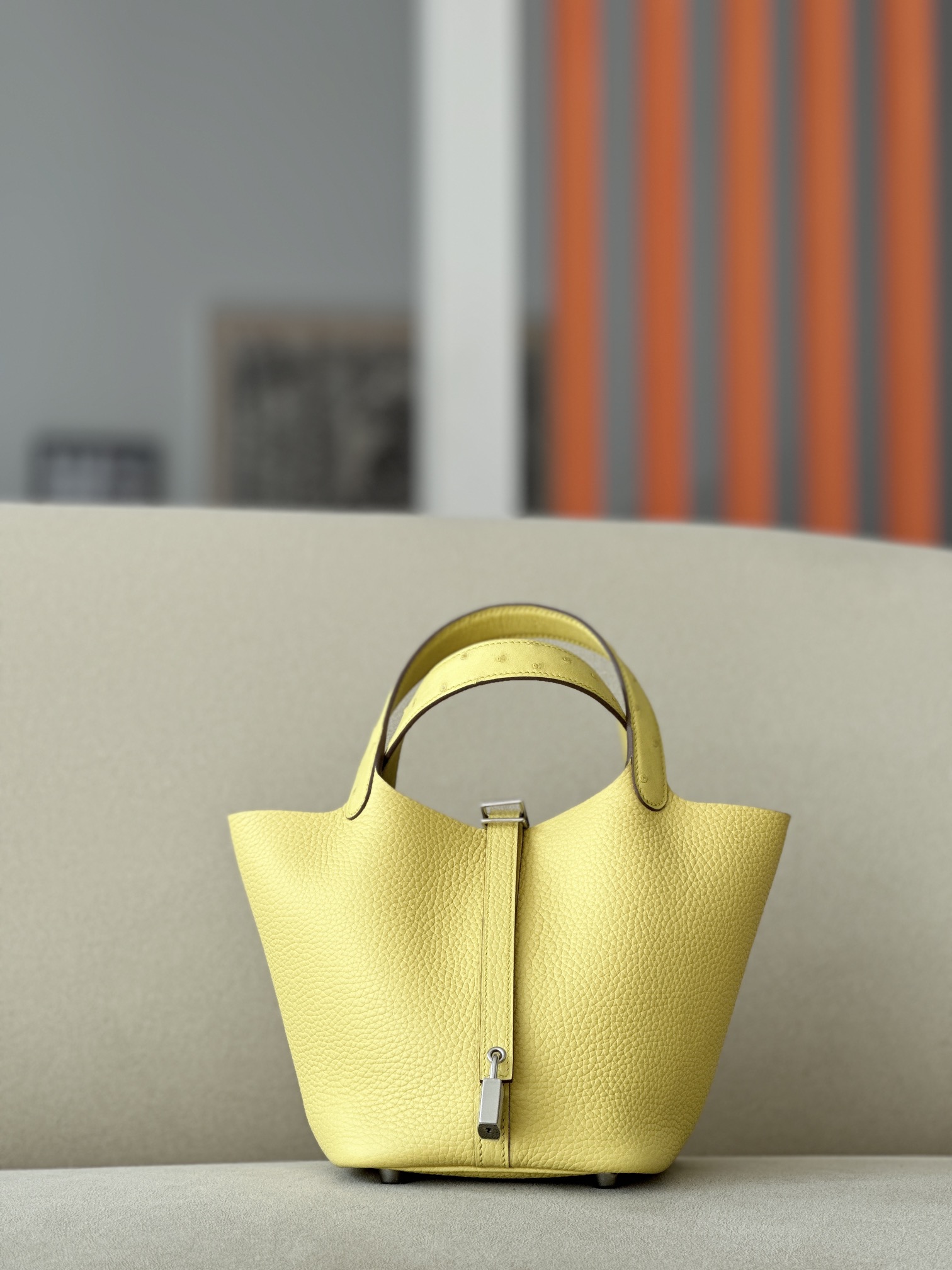 HSC-70C7331790BE Picotin Lock 18 Clemence and Ostrich Limoncello(0Y) Palladium Hardware - Image 1