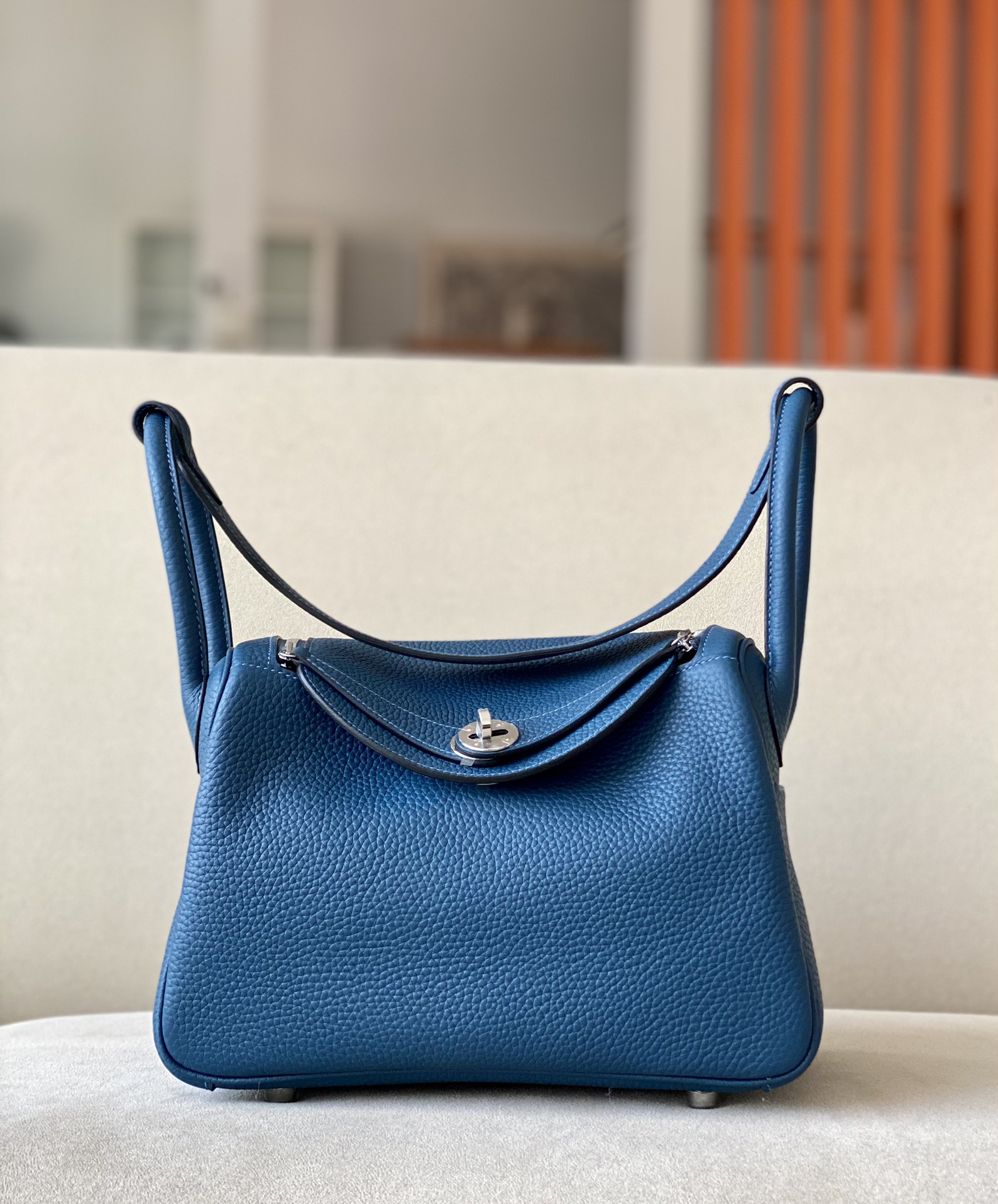 HSC-7E74613F8739 Lindy 26 Clemence Deep Blue (S4) Palladium Hardware - Image 1