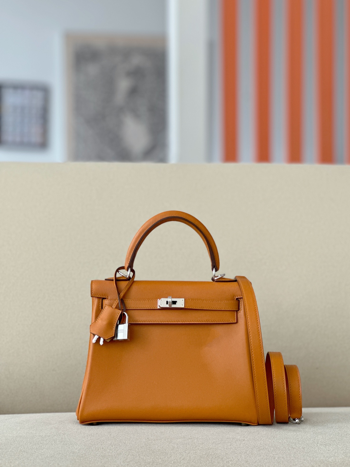 HSC-8B681518905C Kelly 25 Swift Toffee (1H) Palladium Hardware - Image 1