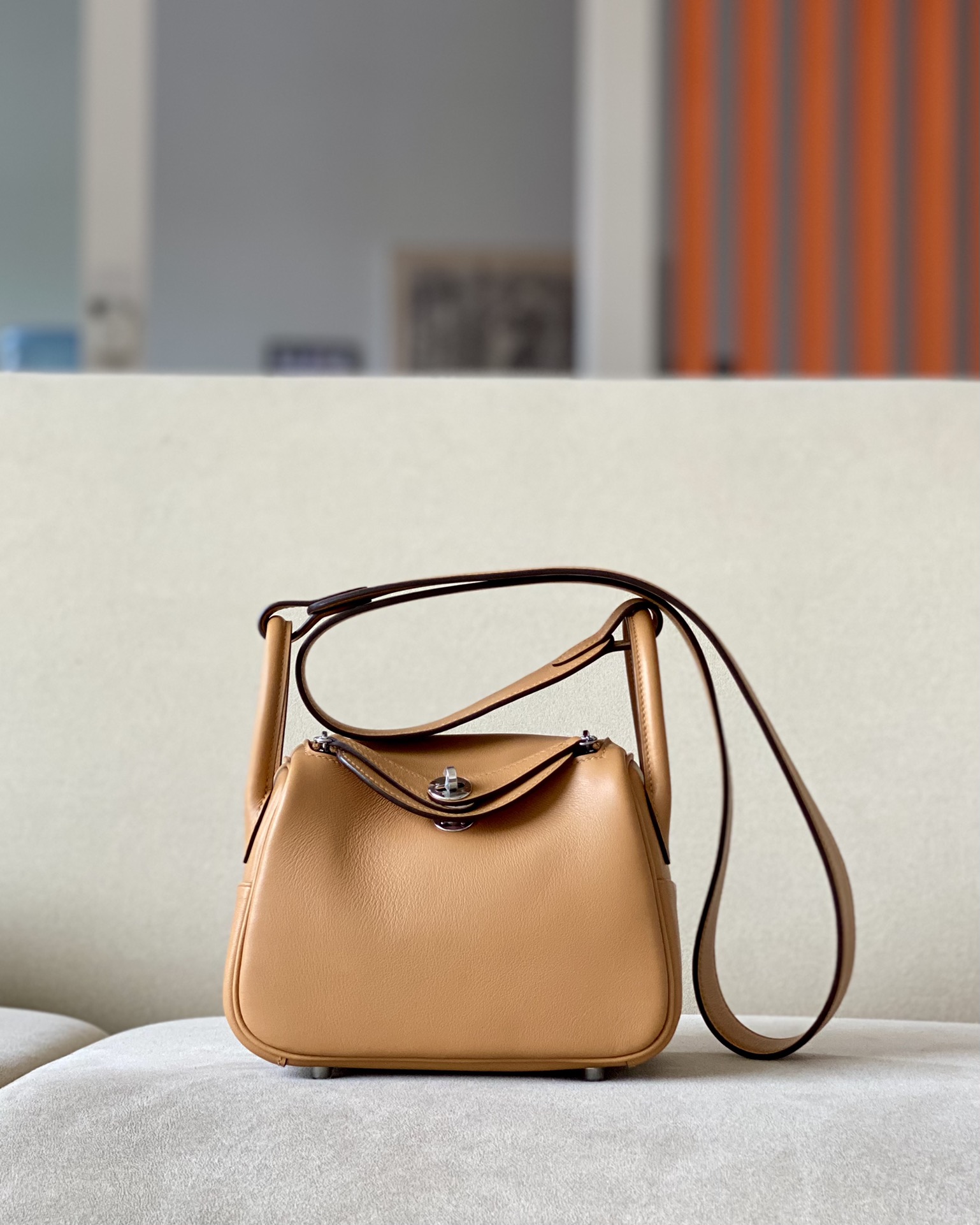 HSC-A78890E60729 Lindy Mini HSS Swift Chai(0M) And Mauve Sylvestre(X9)Palladium Hardware - Image 1