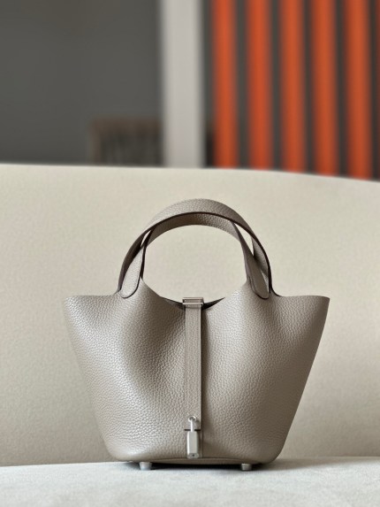 Picotin Lock 18 Clemence Gris Asphalte(M8) Palladium Hardware