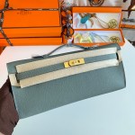Kelly Cut 31 Epsom 63 Vert Amande  (63) Gold Hardware