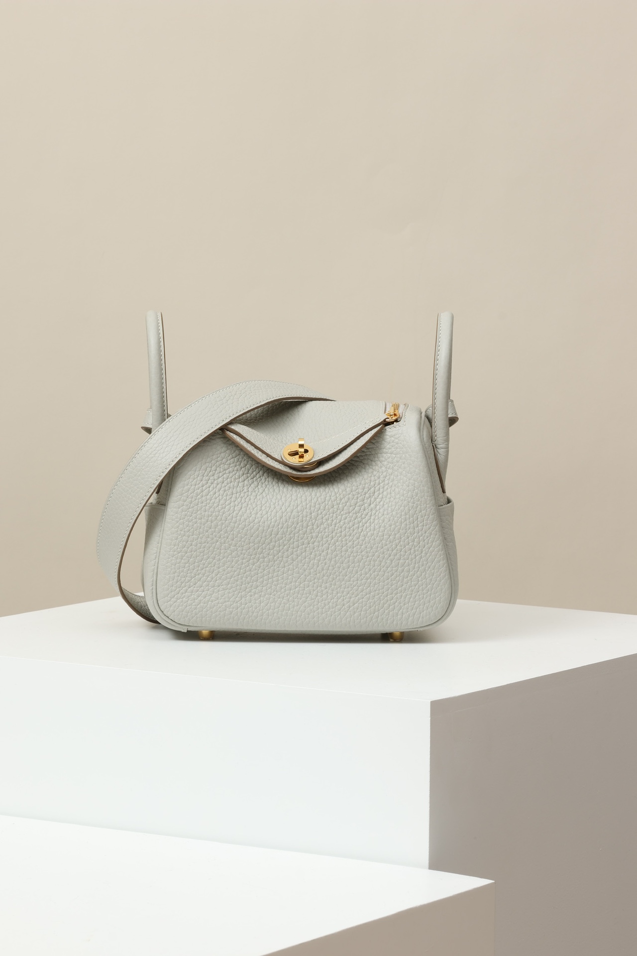 HSC-E059CE8FE649 Lindy Mini Clemence Gris Perle (80) Gold Hardware - Image 1