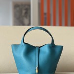 Picotin Lock 22 Clemence New Bleu Jean(D2)  Gold Hardware