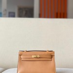 Kelly Pochette Swift Chai (0M) Gold Hardware