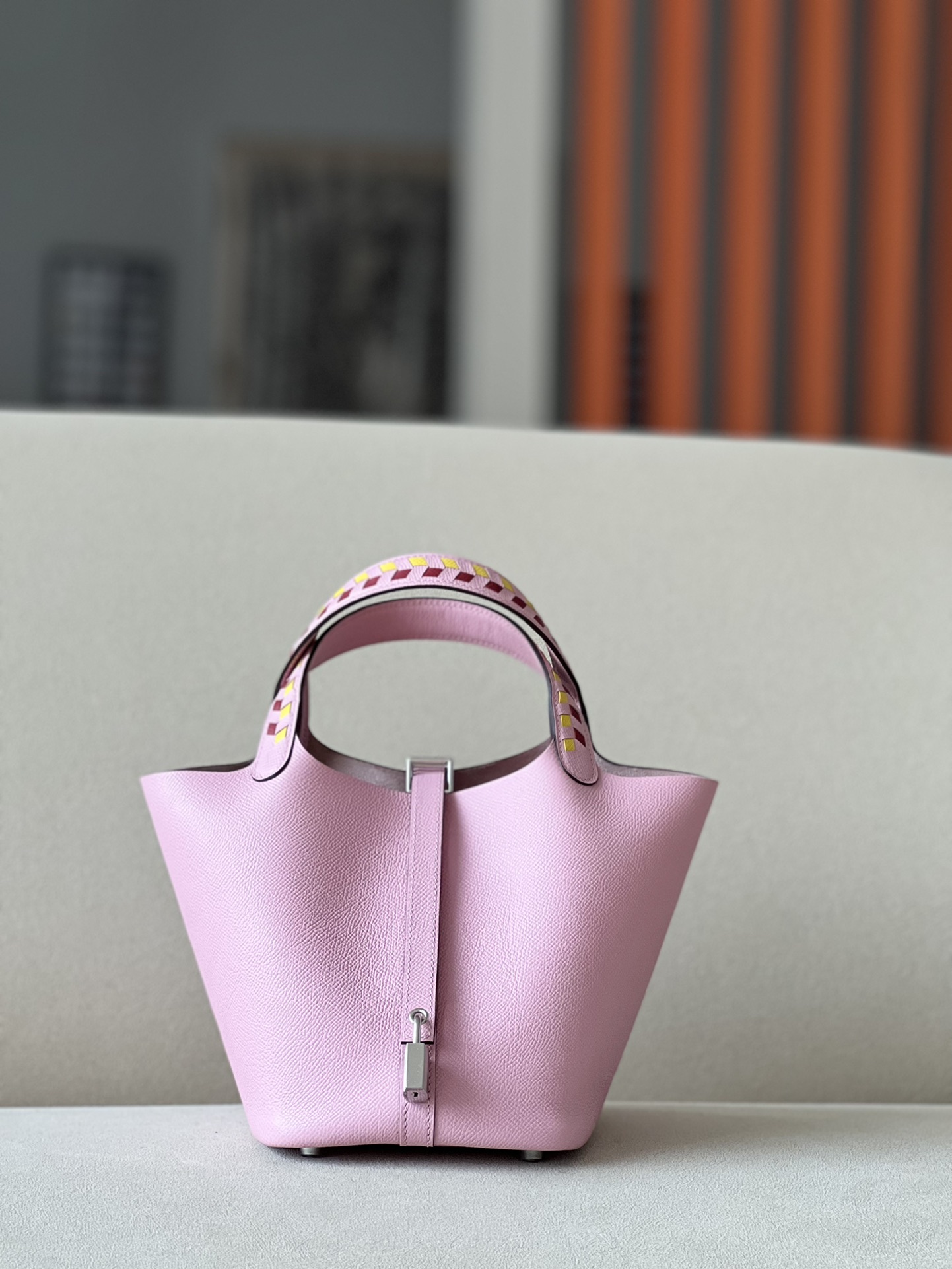 HSC-F9405ADA47AE Picotin Lock 18 Epsom Mauve Sylvestre(X9) Palladium Hardware - Image 1