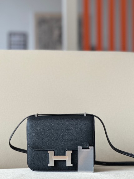 Constance 19 Epsom Graphite(88) Palladium Hardware