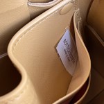 Bottega Veneta BV Cassette Pouch On Strap - Image 3