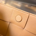 Bottega Veneta BV Cassette Pouch On Strap - Image 5
