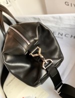 Givenchy Antigona - Image 4