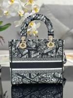 Dior Medium Lady D-Lite bag - Image 2