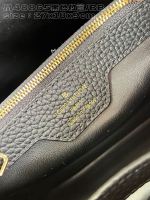 Louis Vuitton Capucines BB Small - Image 6