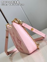 Louis Vuitton Easy Pouch On Strap Handbag - Image 5