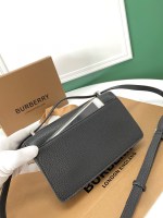Burberry Robin - Image 7