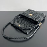 BOTTEGA VENETA Swing - Image 7