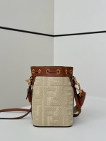 Fendi Mon Tresor - Image 4