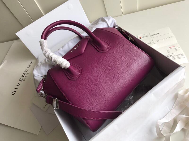 HSC-092B84AE8E46 Givenchy Antigona Small - Image 1